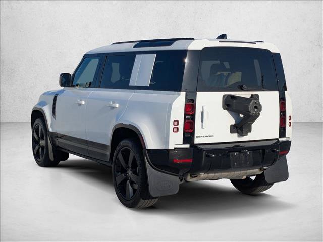 Used 2025 Land Rover Defender 110 X-Dynamic SE AWD/4WD image 7