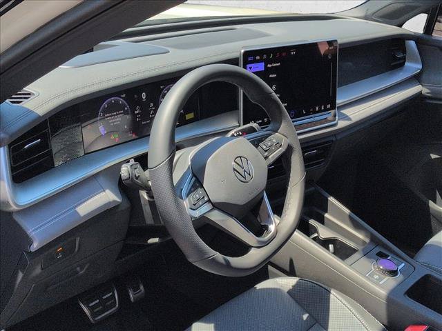 New 2026 Volkswagen Tiguan SE R-Line FWD video 3