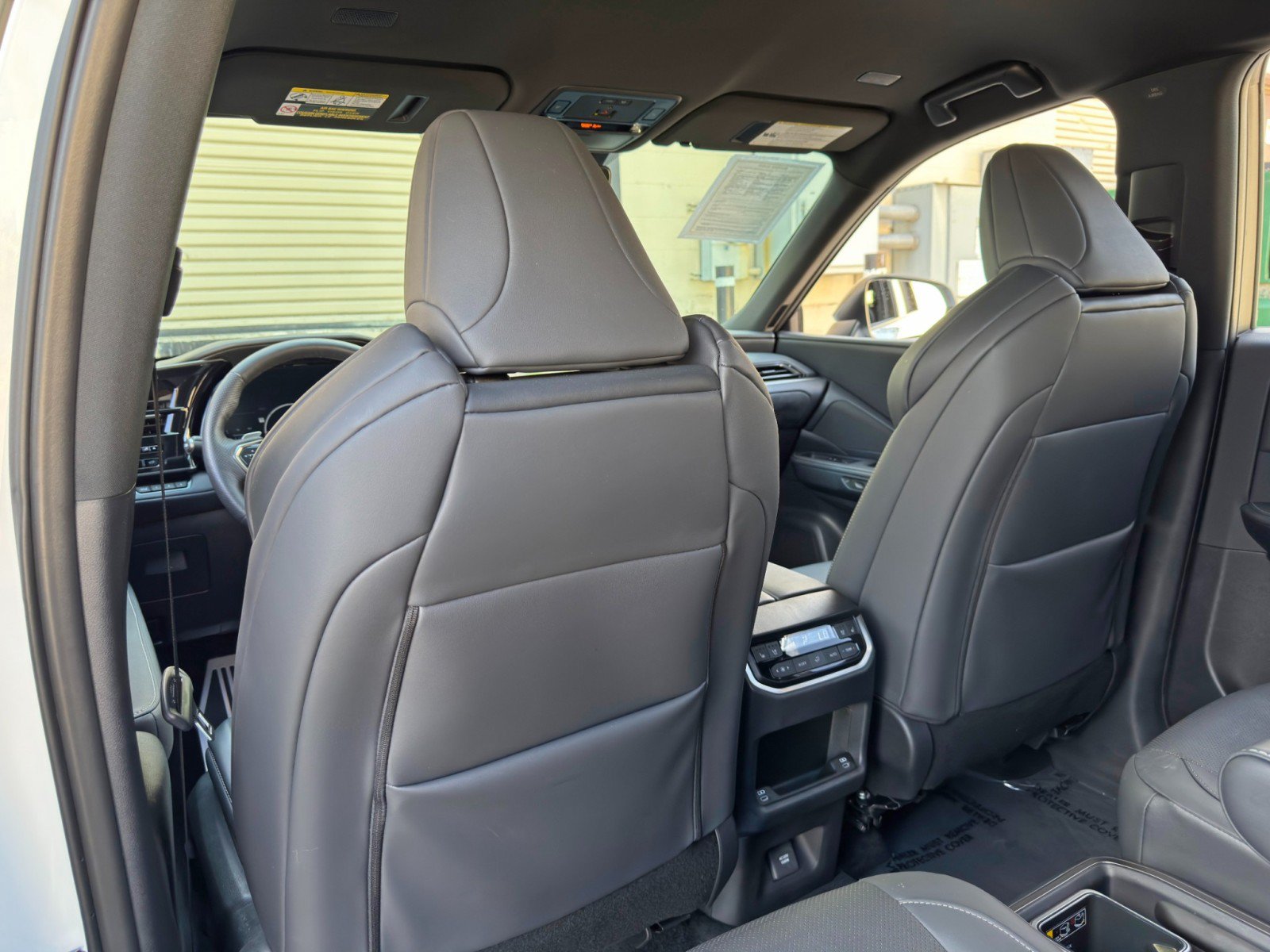 Used 2025 Lexus TX 500h AWD w/ Technology Package image 34