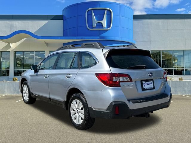 Used 2019 Subaru Outback 2.5i AWD/4WD image 4
