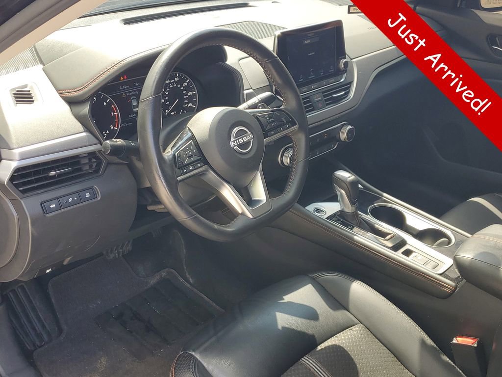 Used 2024 Nissan Altima 2.5 SR AWD/4WD image 16