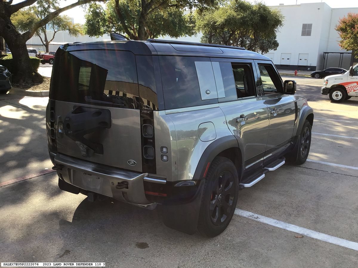 Used 2023 Land Rover Defender 110 X AWD/4WD image 4