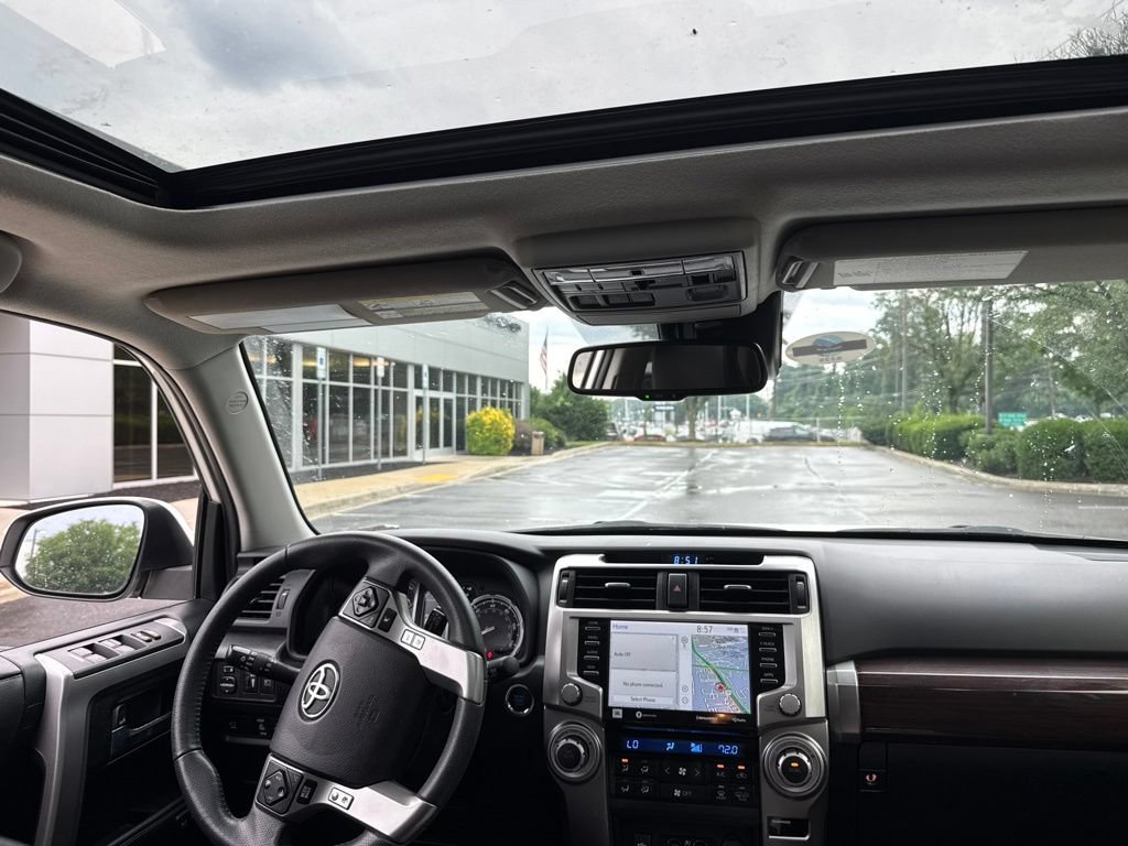 Used 2022 Toyota 4Runner Limited AWD/4WD image 8