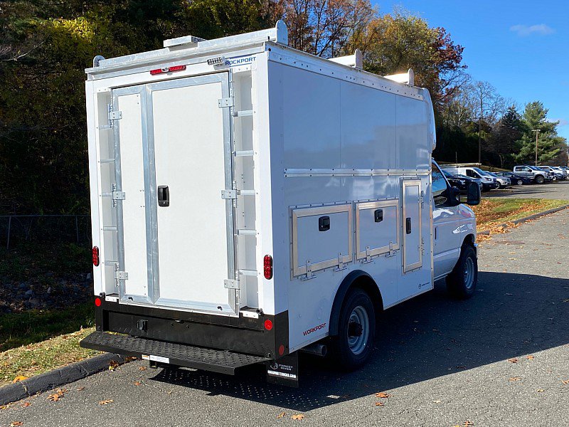 New 2026 Ford E-350 and Econoline 350 Super Duty w/ Power Equipment Group RWD image 7