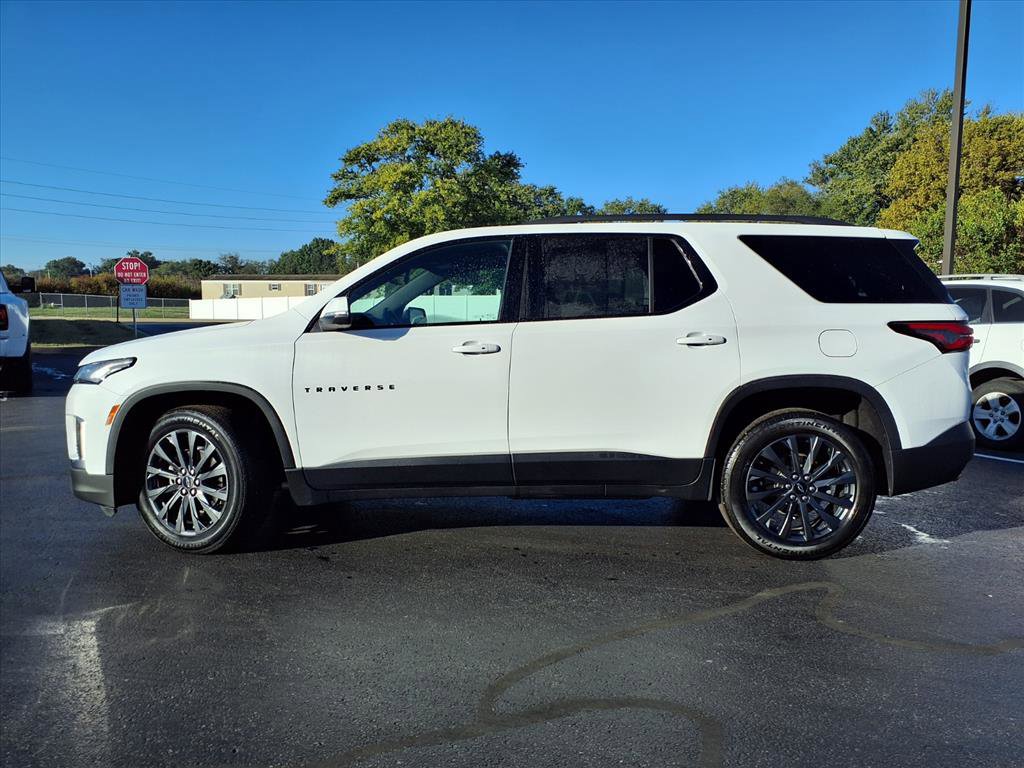 Used 2022 Chevrolet Traverse RS w/ LPO, Floor Liner Package image 38