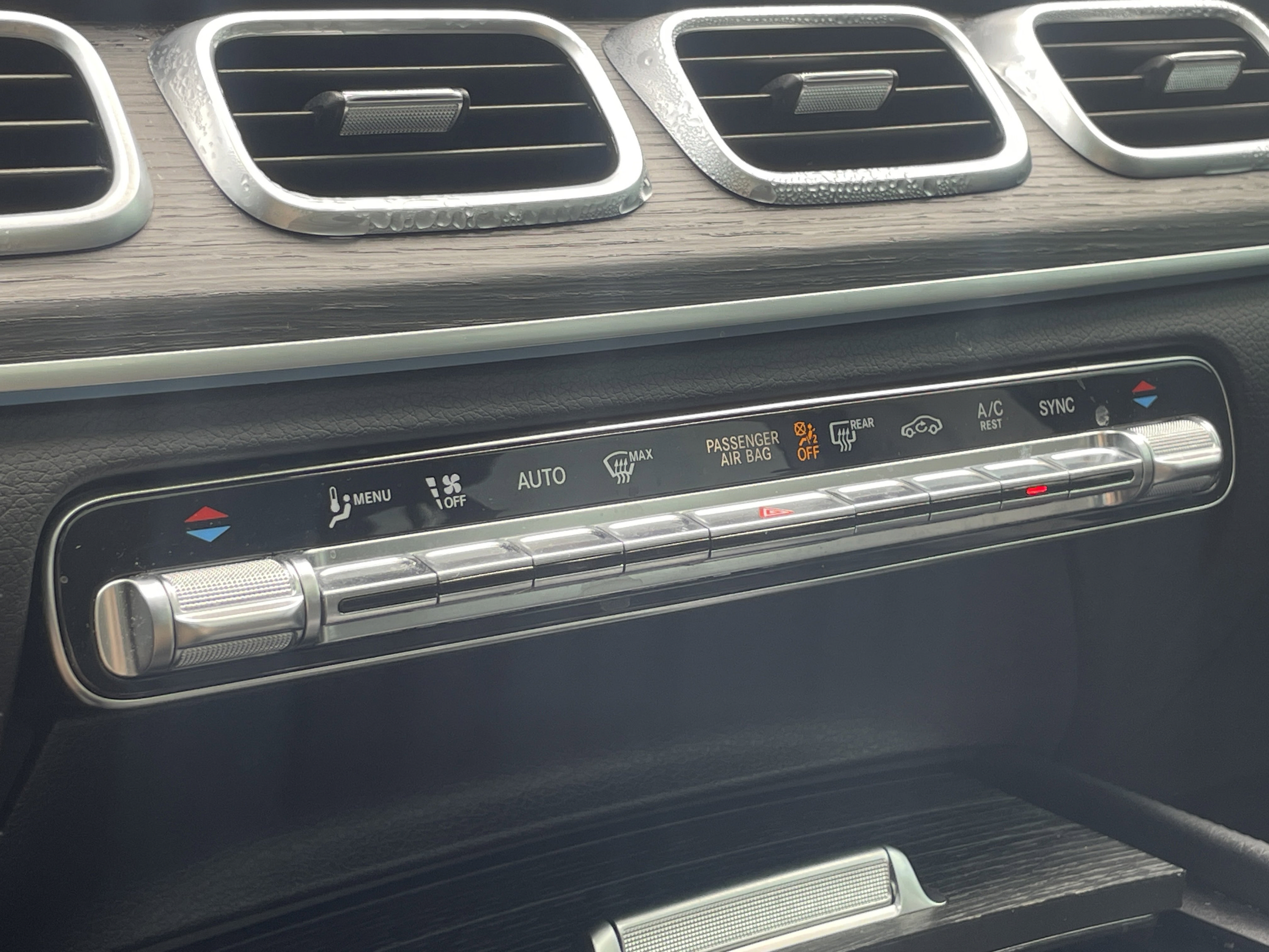 Used 2023 Mercedes-Benz GLS 580 4MATIC image 19