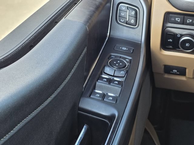 Used 2023 Ford F350 Lariat w/ Lariat Ultimate Package AWD/4WD image 18