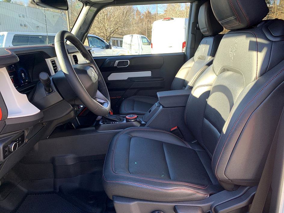 Used 2025 Ford Bronco Stroppe Edition image 11