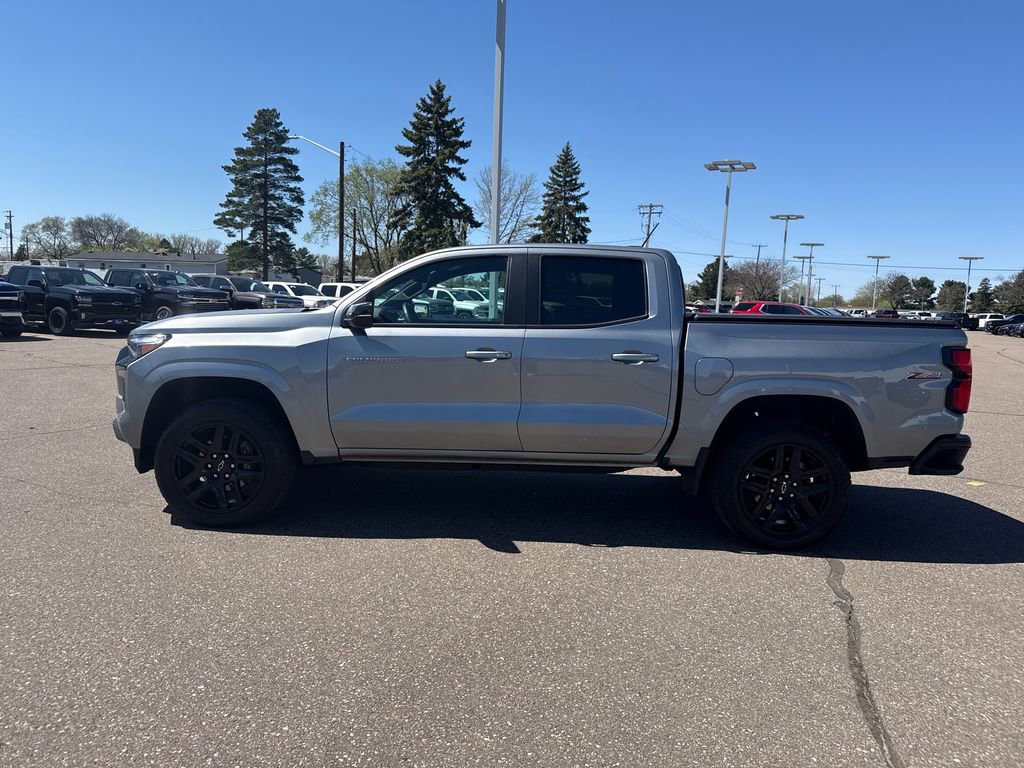 Certified 2024 Chevrolet Colorado Z71 w/ Z71 Convenience Package 2 AWD/4WD image 2