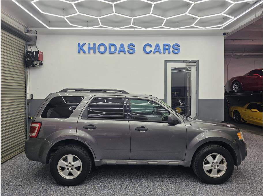 Used 2010 Ford Escape XLT image 5