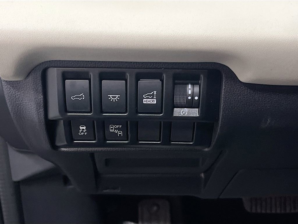 Used 2022 Subaru Ascent Touring w/ Popular Package #2A image 10