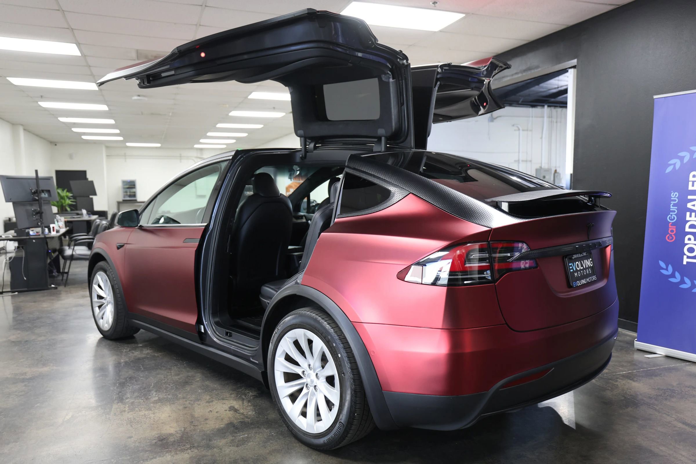 Used 2020 Tesla Model X Long Range AWD/4WD image 14