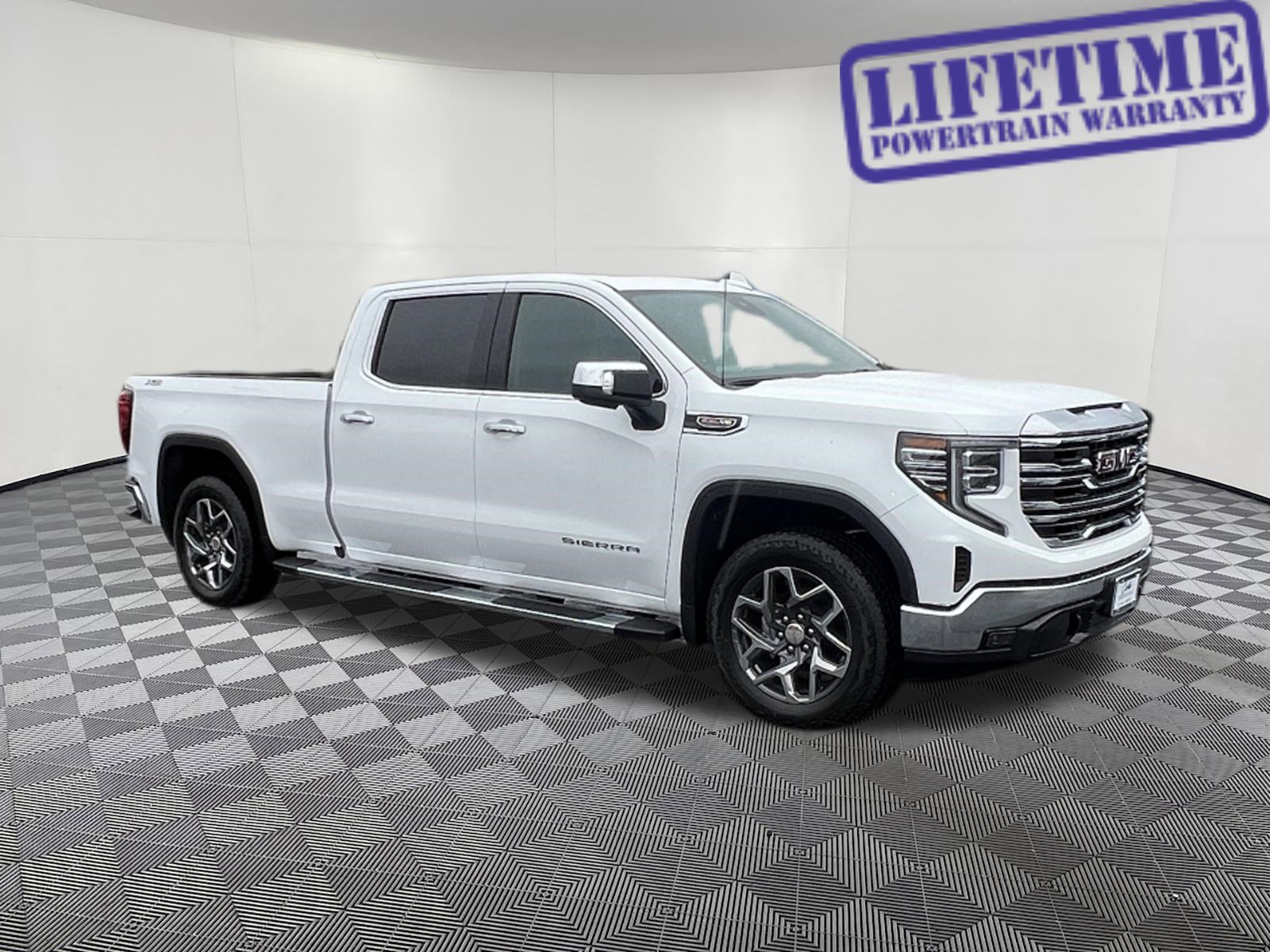 New 2026 GMC Sierra 1500 SLT w/ SLT Premium Package