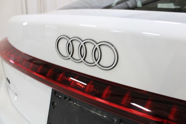Used 2025 Audi A5 2.0T Premium w/ Convenience Package AWD/4WD image 32