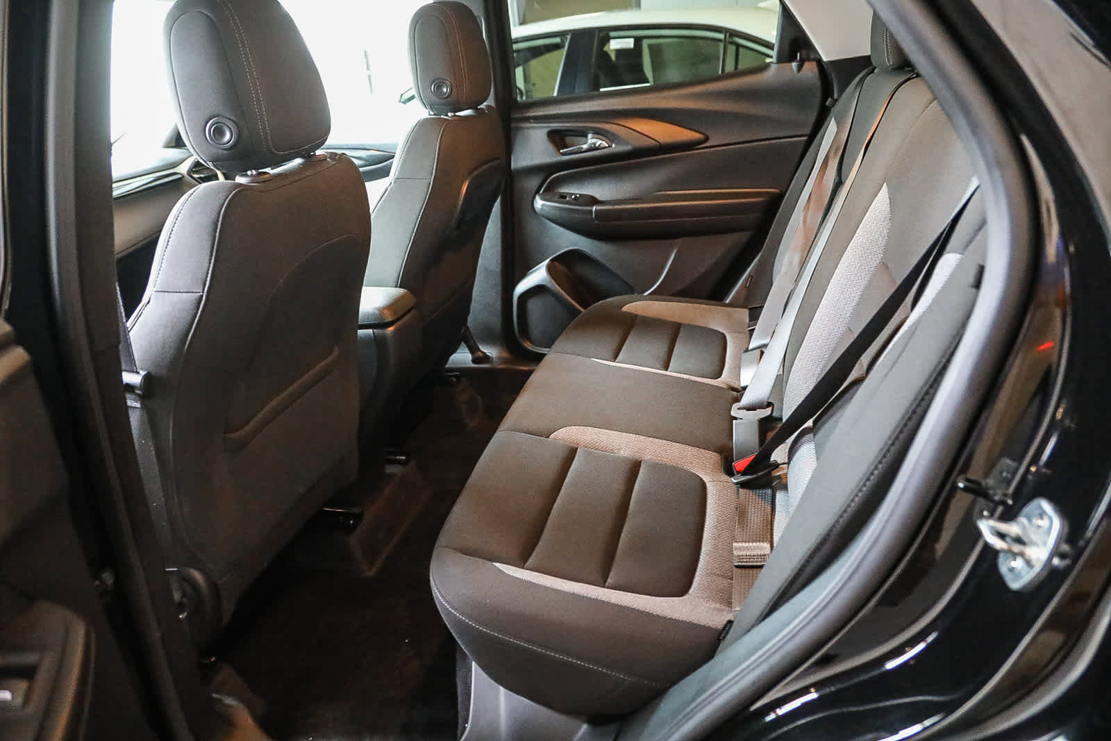 Used 2024 Chevrolet TrailBlazer LS image 18