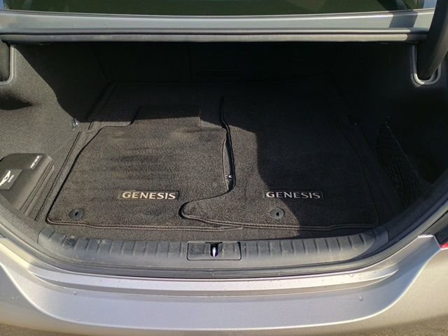 Used 2023 Genesis G70 3.3T w/ Sport Prestige Package image 19