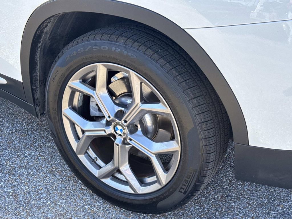 Used 2022 BMW X3 sDrive30i w/ Convenience Package w/ZPA image 5