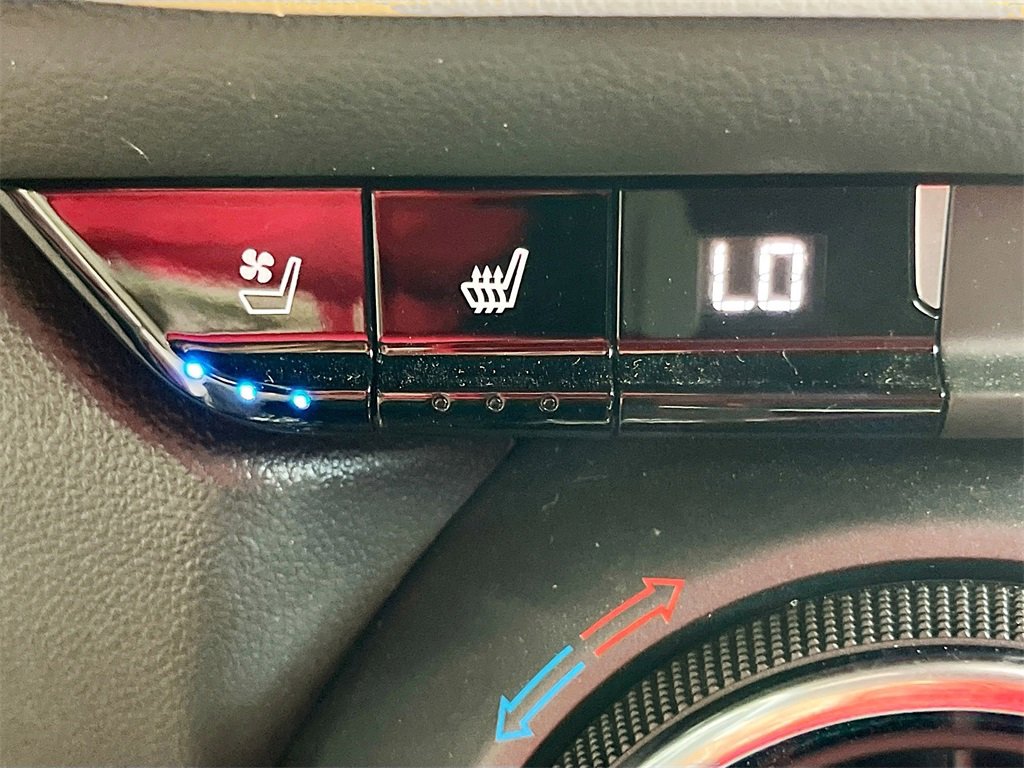 Used 2019 Chevrolet Blazer Premier image 21