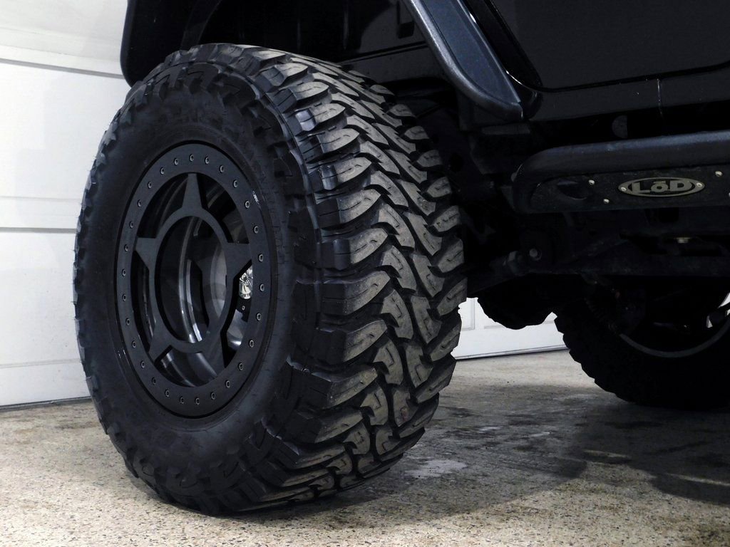 Used 2012 Jeep Wrangler Unlimited Sport image 7