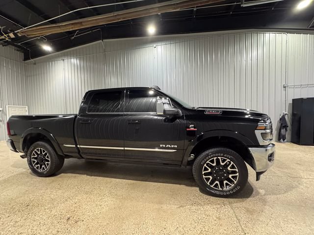 Used 2025 RAM 2500 Limited AWD/4WD image 5