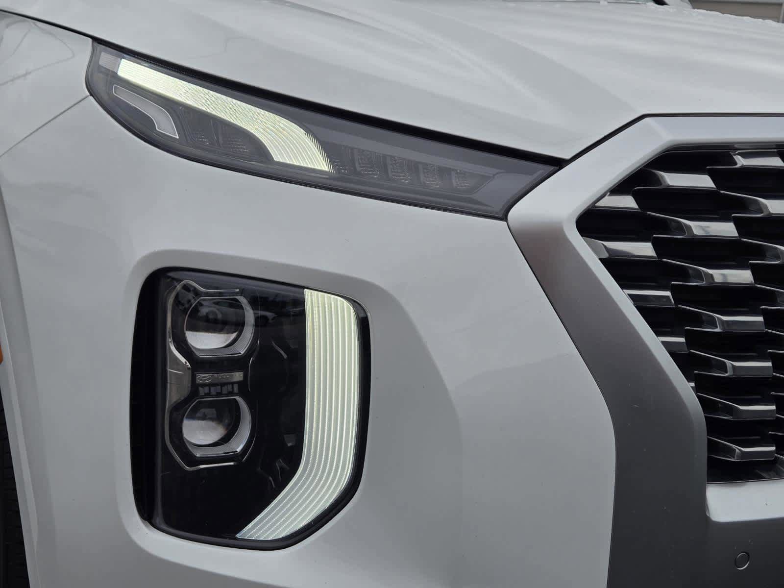 Used 2021 Hyundai Palisade Limited FWD image 2