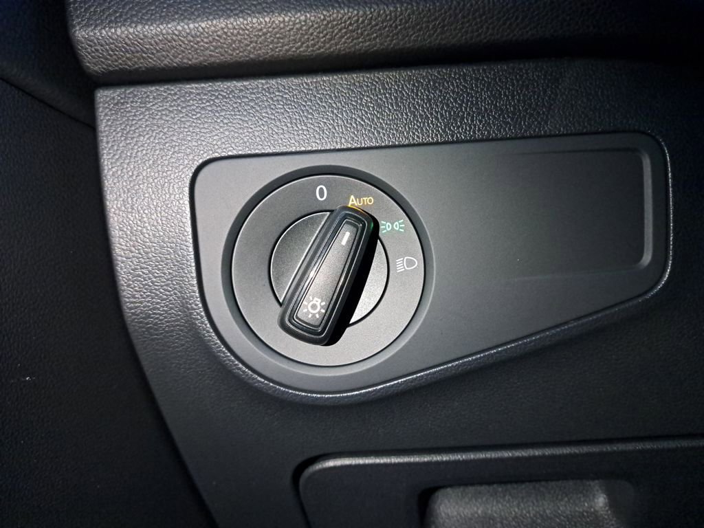 Used 2023 Volkswagen Tiguan S image 25