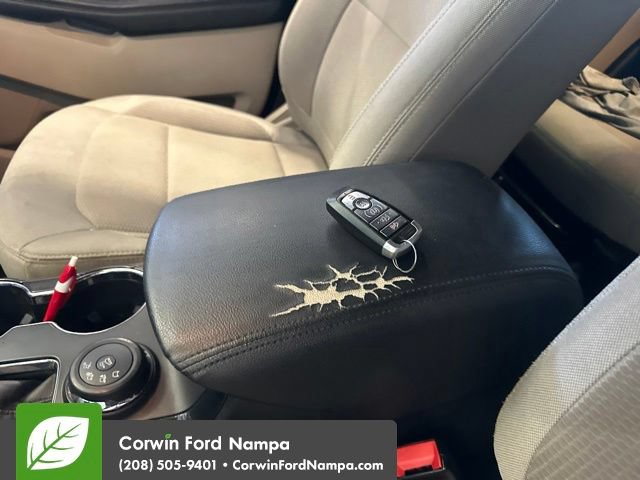 Used 2018 Ford Explorer XLT w/ Equipment Group 201A AWD/4WD image 8