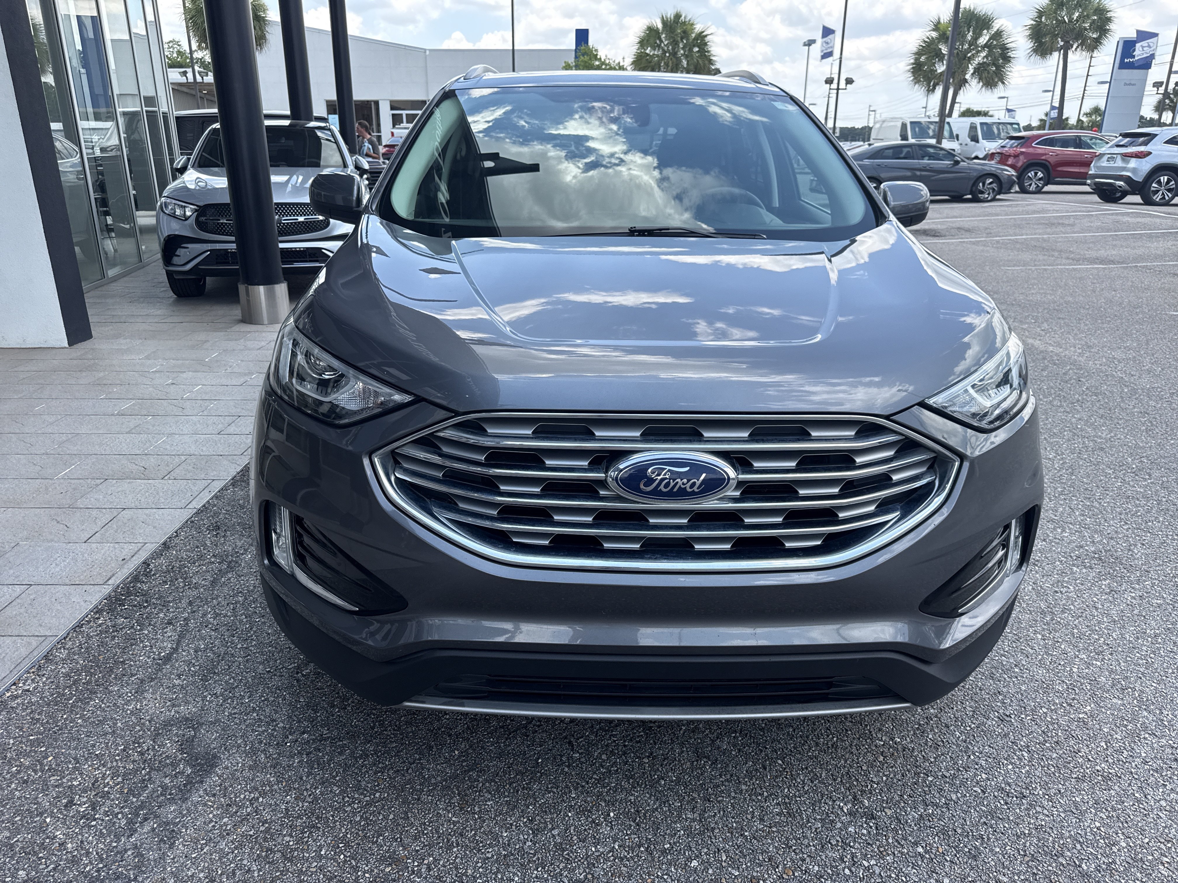Used 2022 Ford Edge SEL w/ Convenience Package AWD/4WD image 2