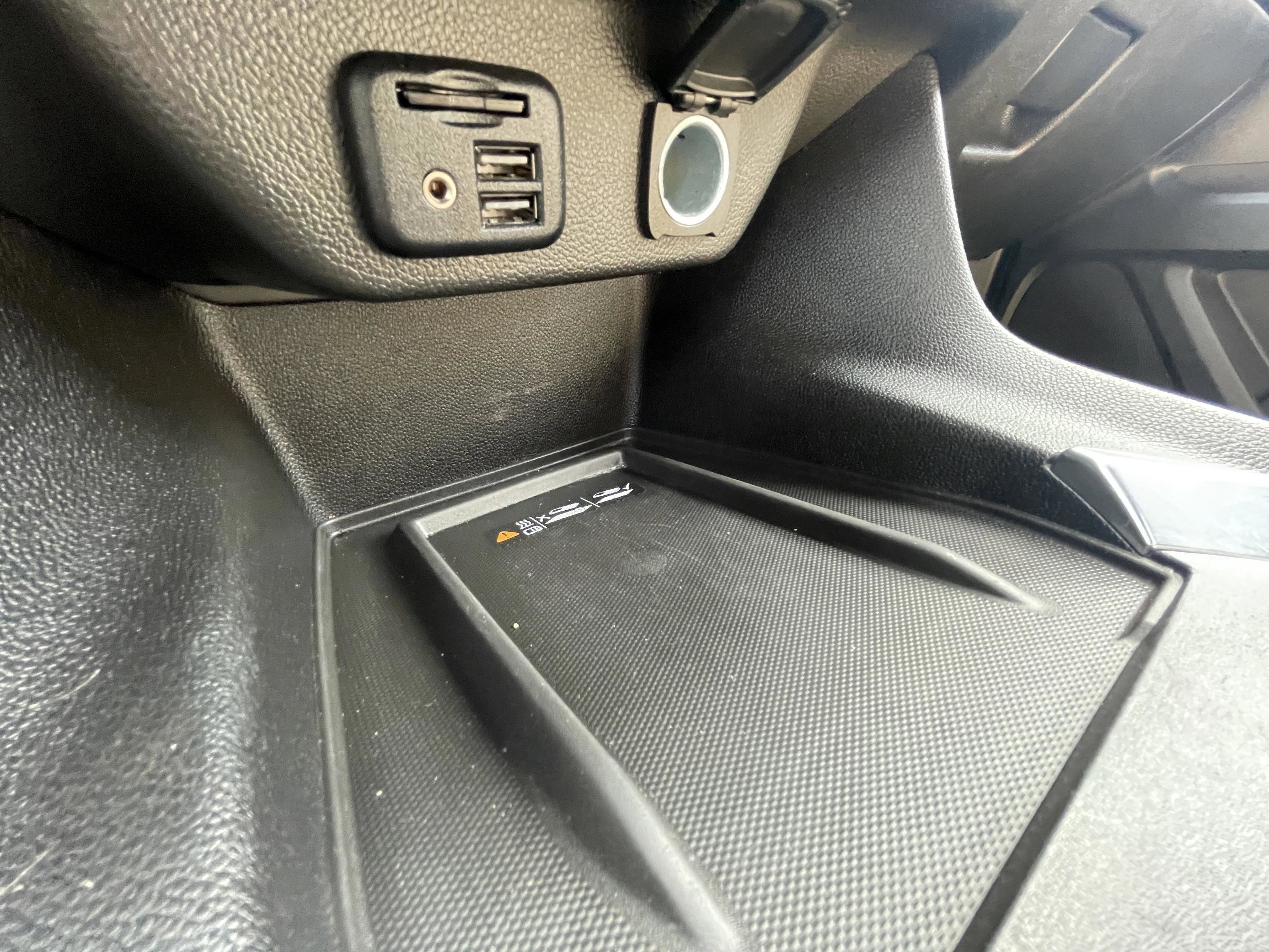 Used 2022 Chevrolet Traverse Premier image 25