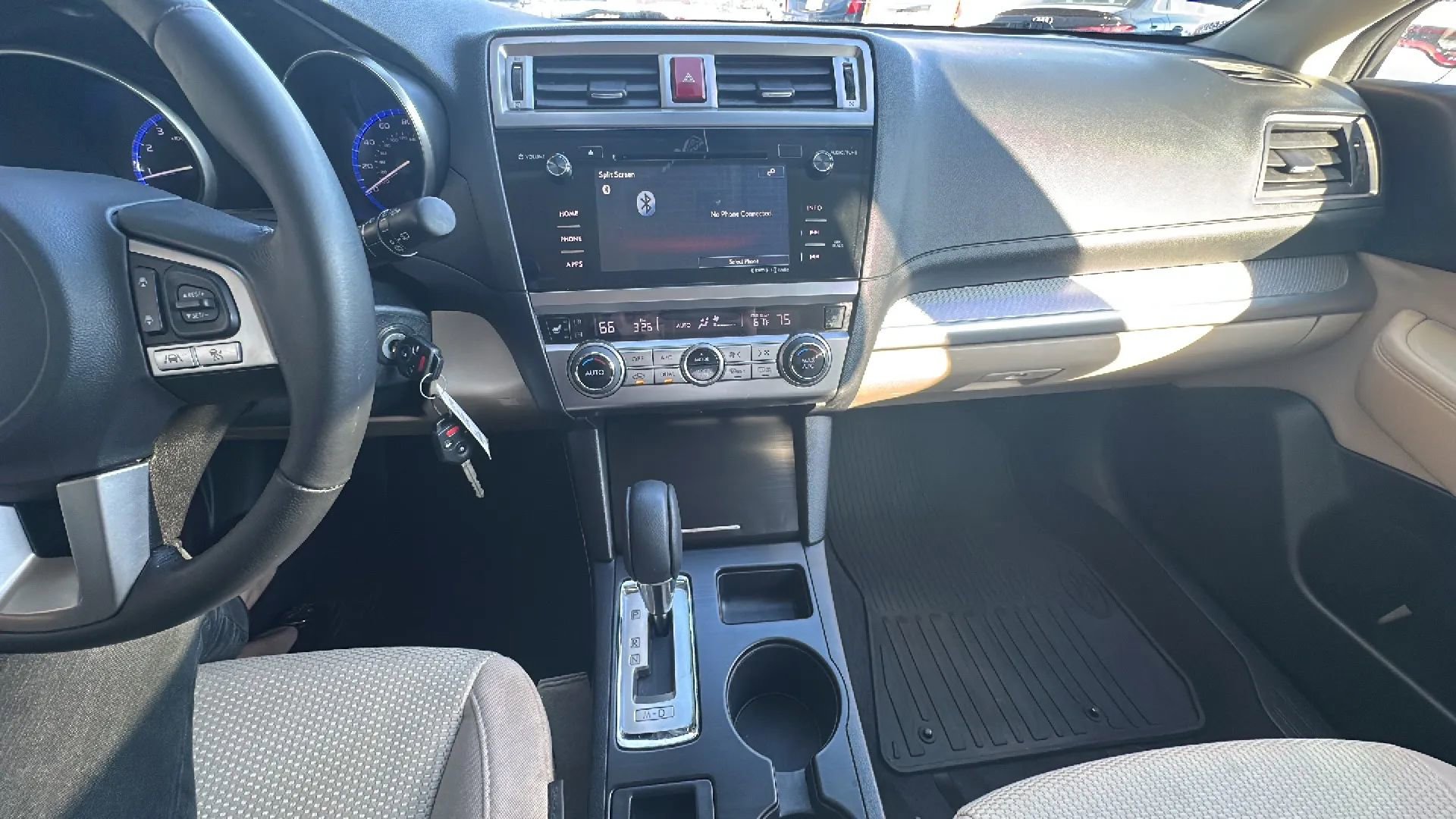 Used 2017 Subaru Outback 2.5i Premium image 12