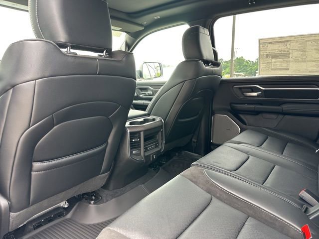 New 2026 RAM 1500 Laramie AWD/4WD image 36