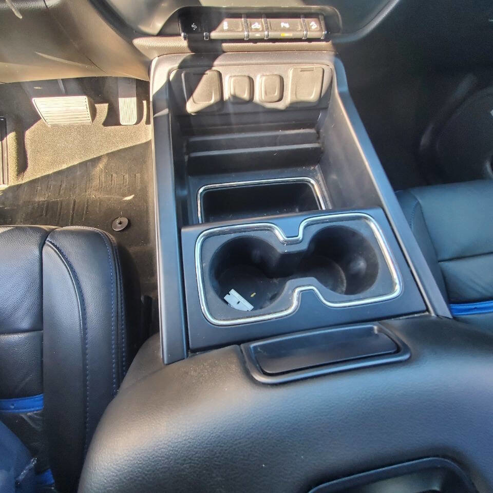 Used 2017 Chevrolet Silverado 1500 LT w/ All Star Edition image 21