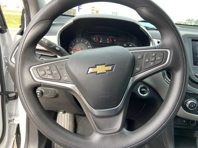 Used 2023 Chevrolet Equinox LS image 34