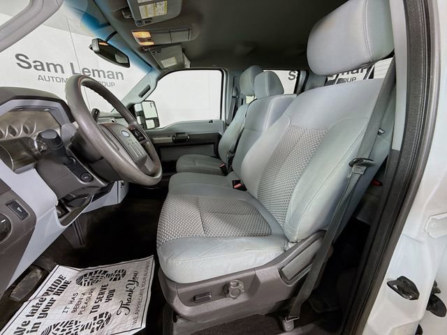Used 2015 Ford F250 XLT w/ XLT Premium Package AWD/4WD image 17
