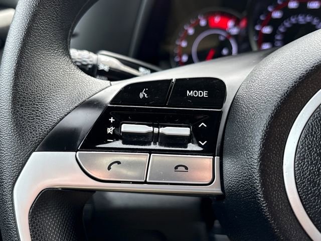 Used 2023 Hyundai Elantra SEL image 18