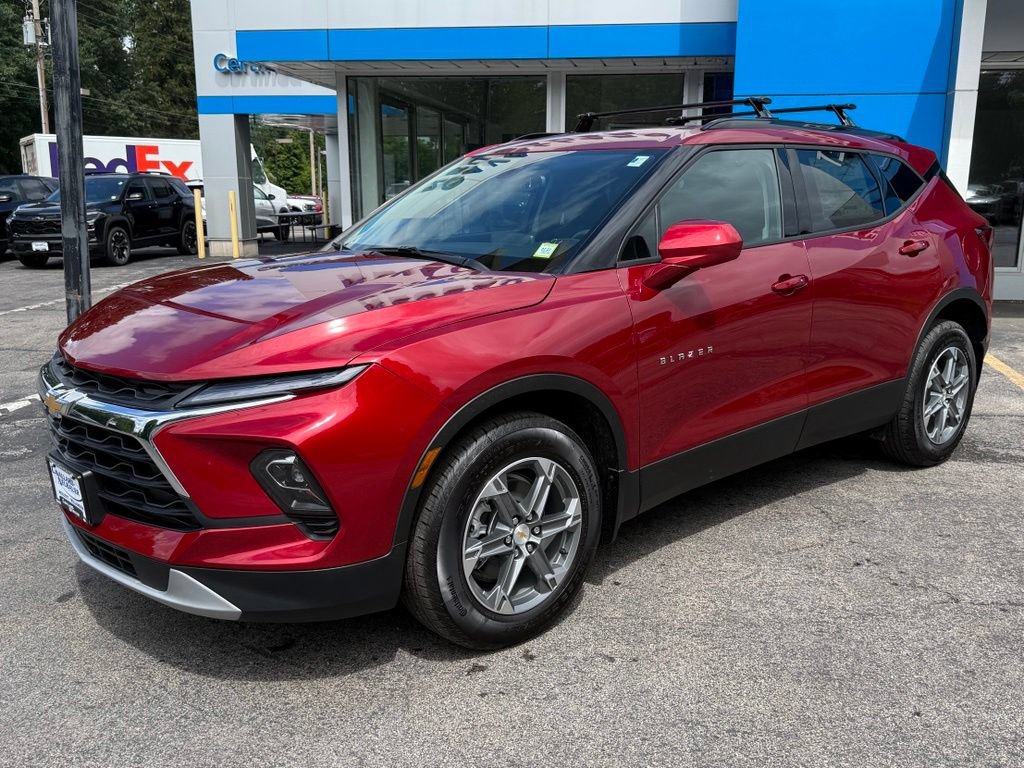 New 2026 Chevrolet Blazer LT w/ Convenience Package AWD/4WD image 1