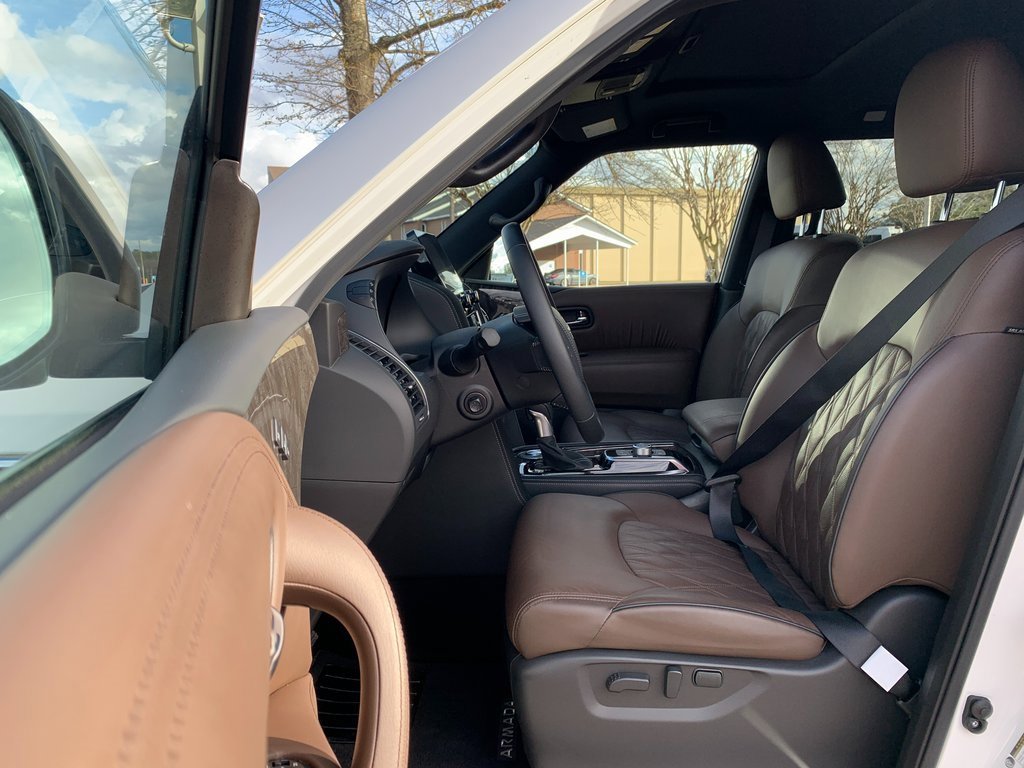 Used 2024 Nissan Armada Platinum w/ Captain's Chairs Package image 30