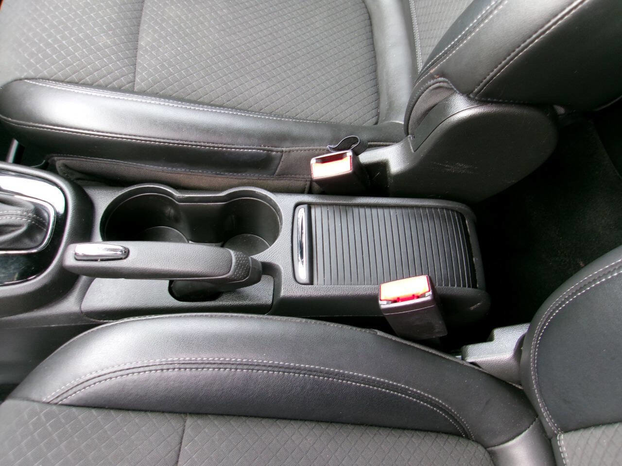 Used 2017 Buick Encore Preferred image 32