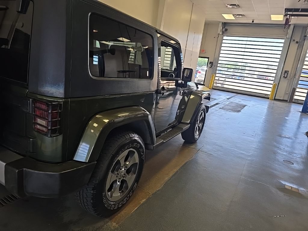 Used 2008 Jeep Wrangler Sahara w/ PWR Convenience Group AWD/4WD image 3