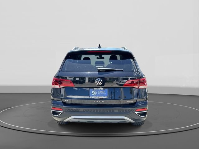 Certified 2022 Volkswagen Taos SE w/ IQ.Drive SE Package AWD/4WD image 4