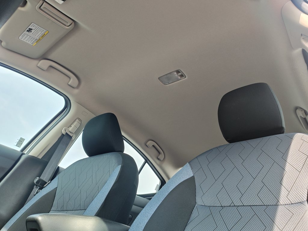 Certified 2025 Nissan Versa SV FWD image 23
