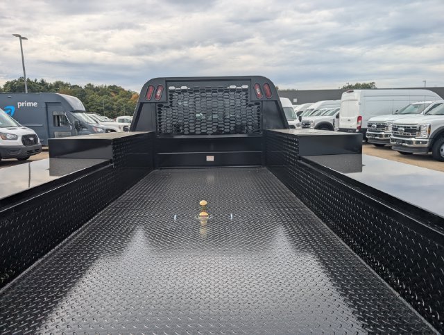 New 2027 Ford F550 4x4 Crew Cab image 10