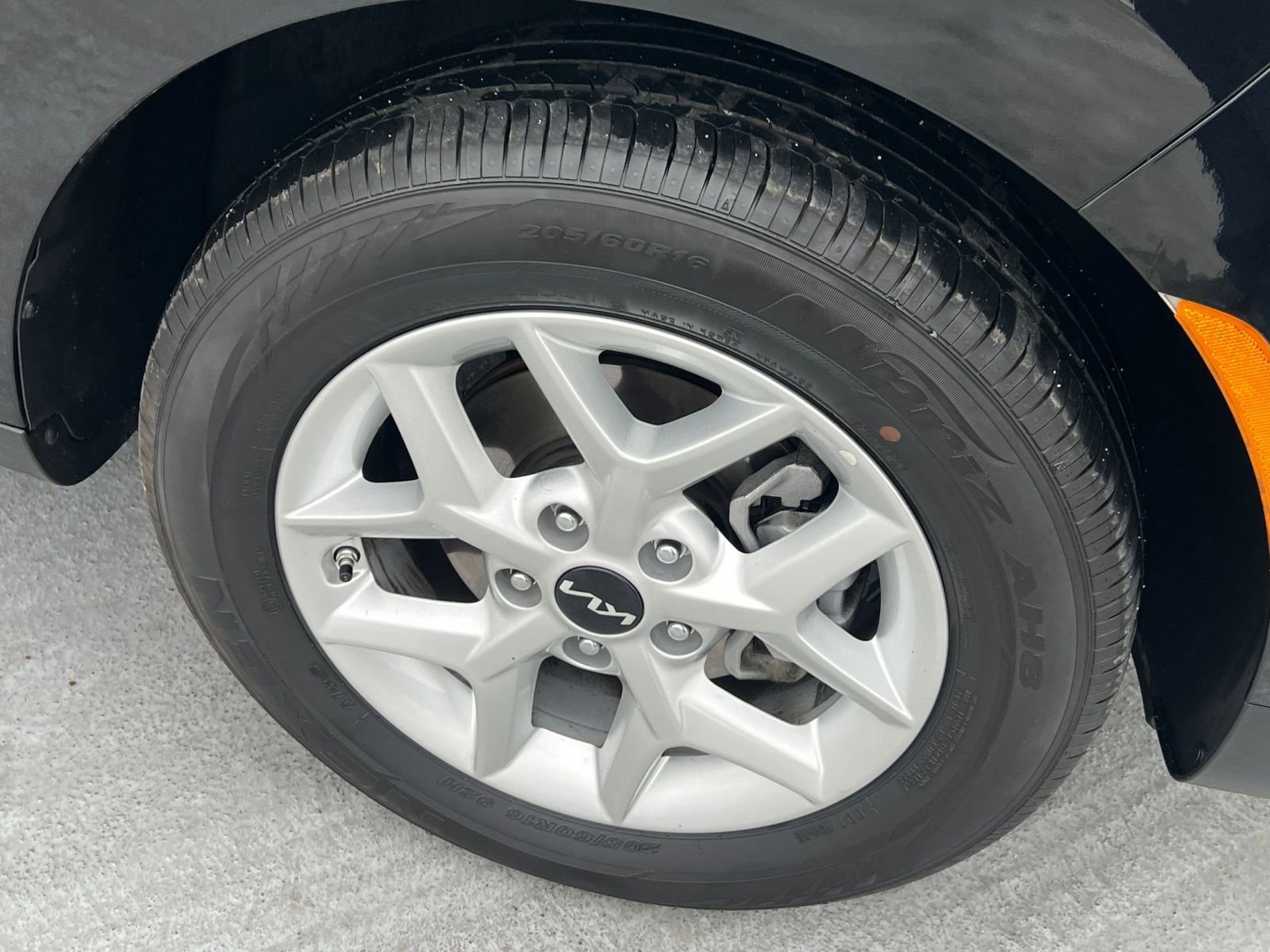 Used 2025 Kia Soul LX w/ LX Technology Package image 28