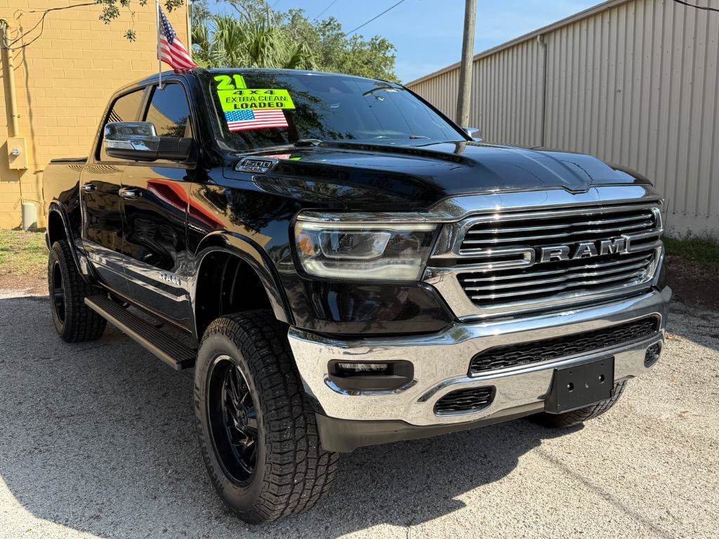 Used 2021 RAM 1500 Laramie AWD/4WD image 1