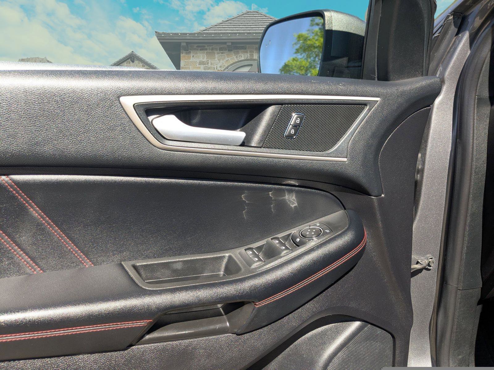 Used 2022 Ford Edge ST-Line image 7