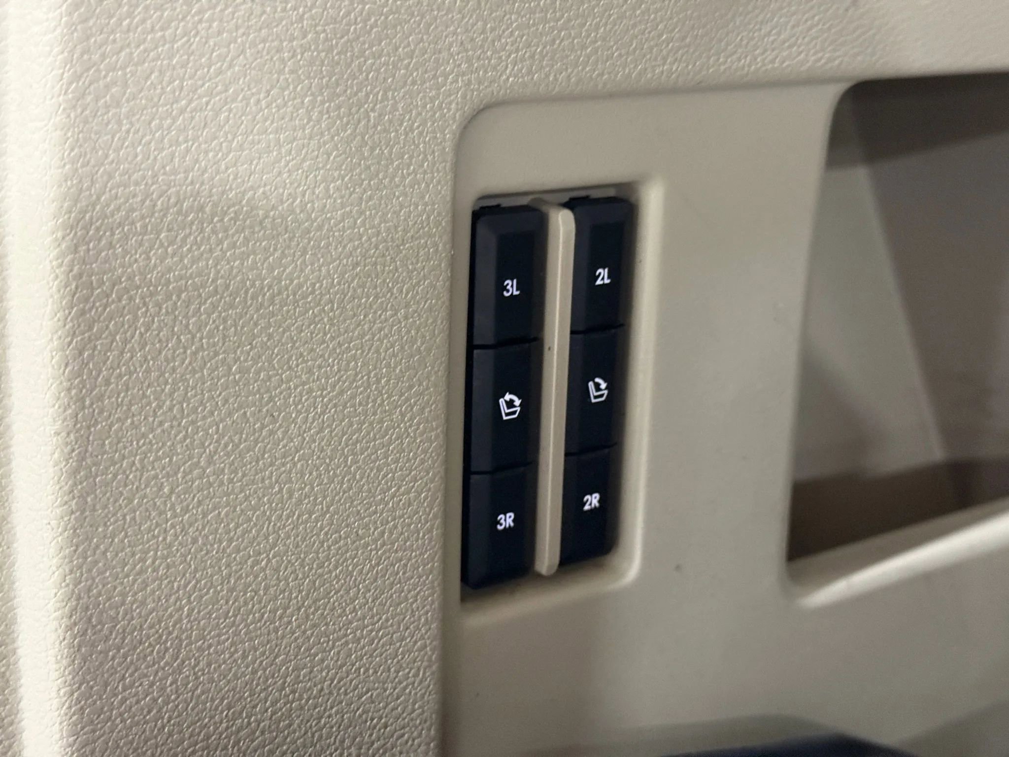 Used 2020 Lincoln Navigator Reserve w/ Luxury Package image 83