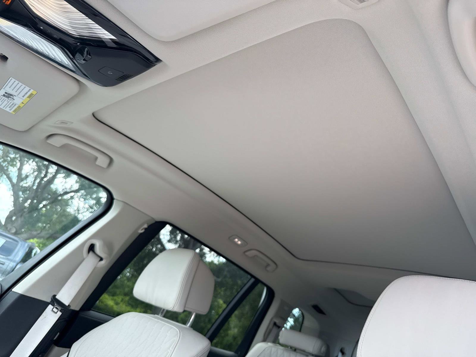 Certified 2025 BMW X7 xDrive40i w/ Premium Package image 22