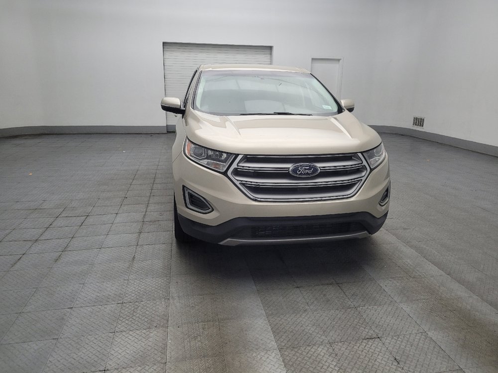 Used 2018 Ford Edge Titanium w/ Technology Package FWD image 14