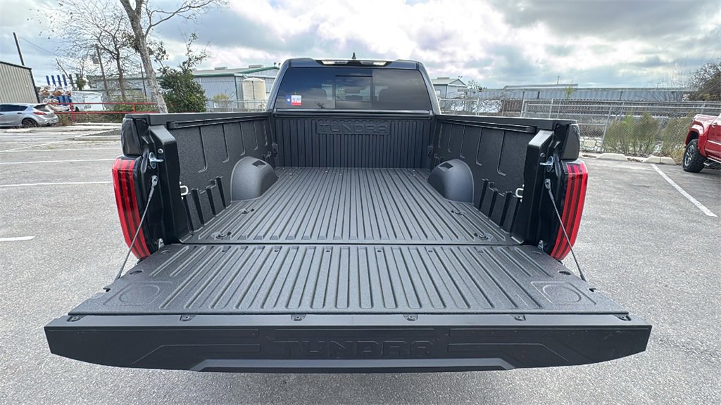 New 2026 Toyota Tundra SR image 33
