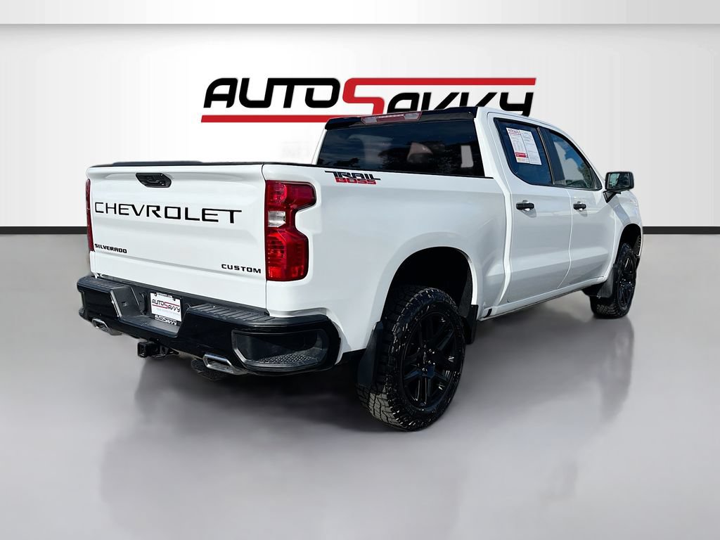 Used 2024 Chevrolet Silverado 1500 Custom Trail Boss w/ LPO, Dark Essentials Package AWD/4WD image 7